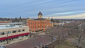 Weather camera view of City of Woodstock.