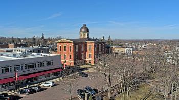 Weather camera view of City of Woodstock.