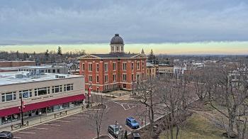 Weather camera view of City of Woodstock.