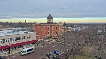 Weather camera view of City of Woodstock.