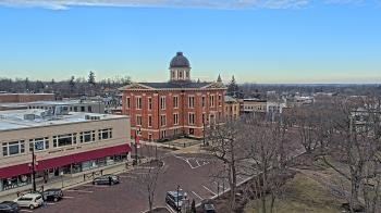 Weather camera view of City of Woodstock.