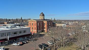 Weather camera view of City of Woodstock.