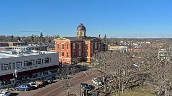 Weather camera view of City of Woodstock.