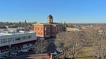 Weather camera view of City of Woodstock.