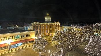 Weather camera view of City of Woodstock.