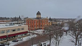 Weather camera view of City of Woodstock.