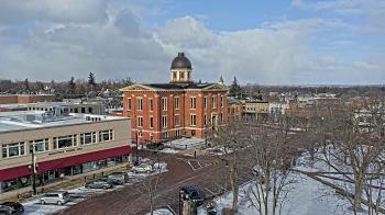 Weather camera view of City of Woodstock.