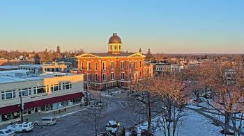 Weather camera view of City of Woodstock.
