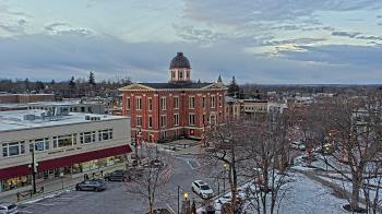 Weather camera view of City of Woodstock.