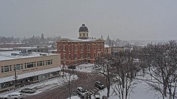 Weather camera view of City of Woodstock.