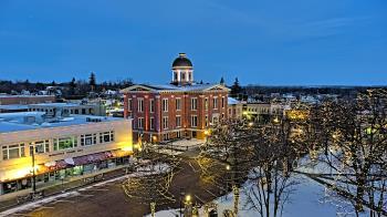 Weather camera view of City of Woodstock.