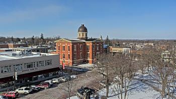 Weather camera view of City of Woodstock.