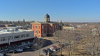 Weather camera view of City of Woodstock.