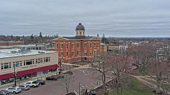 Weather camera view of City of Woodstock.
