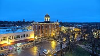 Weather camera view of City of Woodstock.