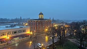 Weather camera view of City of Woodstock.