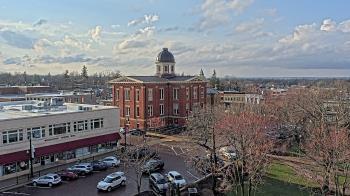 Weather camera view of City of Woodstock.