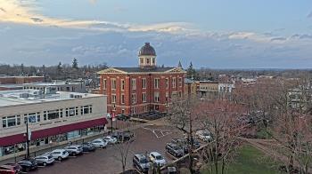 Weather camera view of City of Woodstock.
