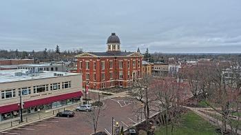 Weather camera view of City of Woodstock.