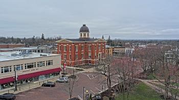 Weather camera view of City of Woodstock.