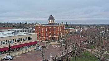 Weather camera view of City of Woodstock.
