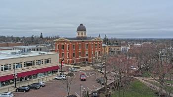 Weather camera view of City of Woodstock.