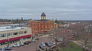 Weather camera view of City of Woodstock.