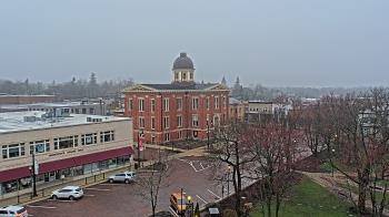 Weather camera view of City of Woodstock.