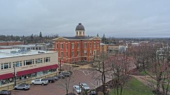 Weather camera view of City of Woodstock.