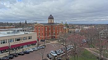 Weather camera view of City of Woodstock.