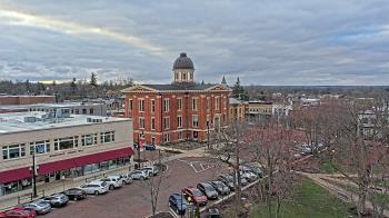 Weather camera view of City of Woodstock.