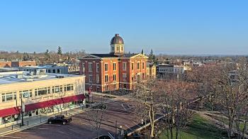 Weather camera view of City of Woodstock.