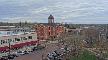Weather camera view of City of Woodstock.