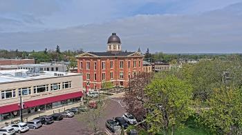 Weather camera view of City of Woodstock.