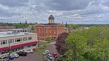 Weather camera view of City of Woodstock.