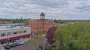Weather camera view of City of Woodstock.