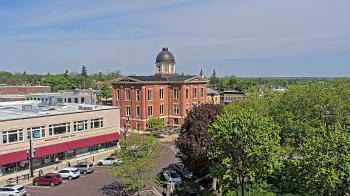 Weather camera view of City of Woodstock.