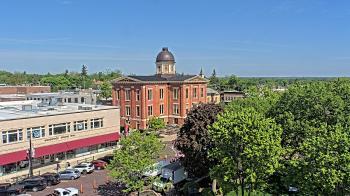 Weather camera view of City of Woodstock.