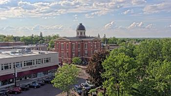 Weather camera view of City of Woodstock.