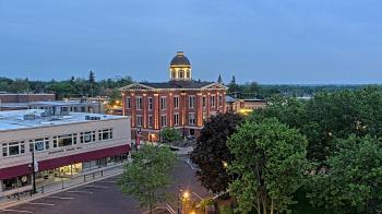 Weather camera view of City of Woodstock.