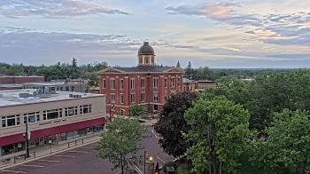 Weather camera view of City of Woodstock.