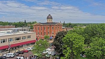 Weather camera view of City of Woodstock.