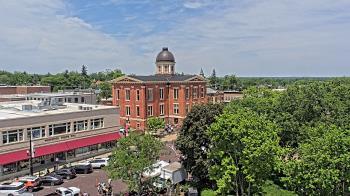 Weather camera view of City of Woodstock.