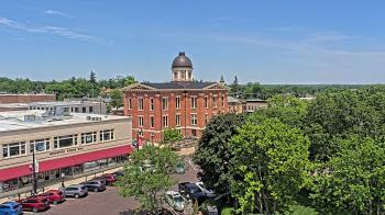 Weather camera view of City of Woodstock.