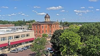 Weather camera view of City of Woodstock.
