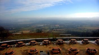 Weather camera view of Dirt Farm Brewing.