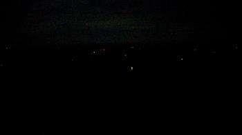 Weather camera view of Dirt Farm Brewing.