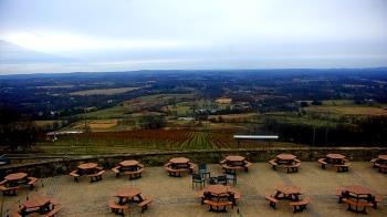 Weather camera view of Dirt Farm Brewing.