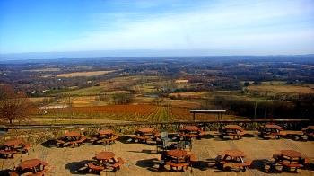 Weather camera view of Dirt Farm Brewing.