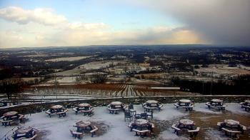 Weather camera view of Dirt Farm Brewing.